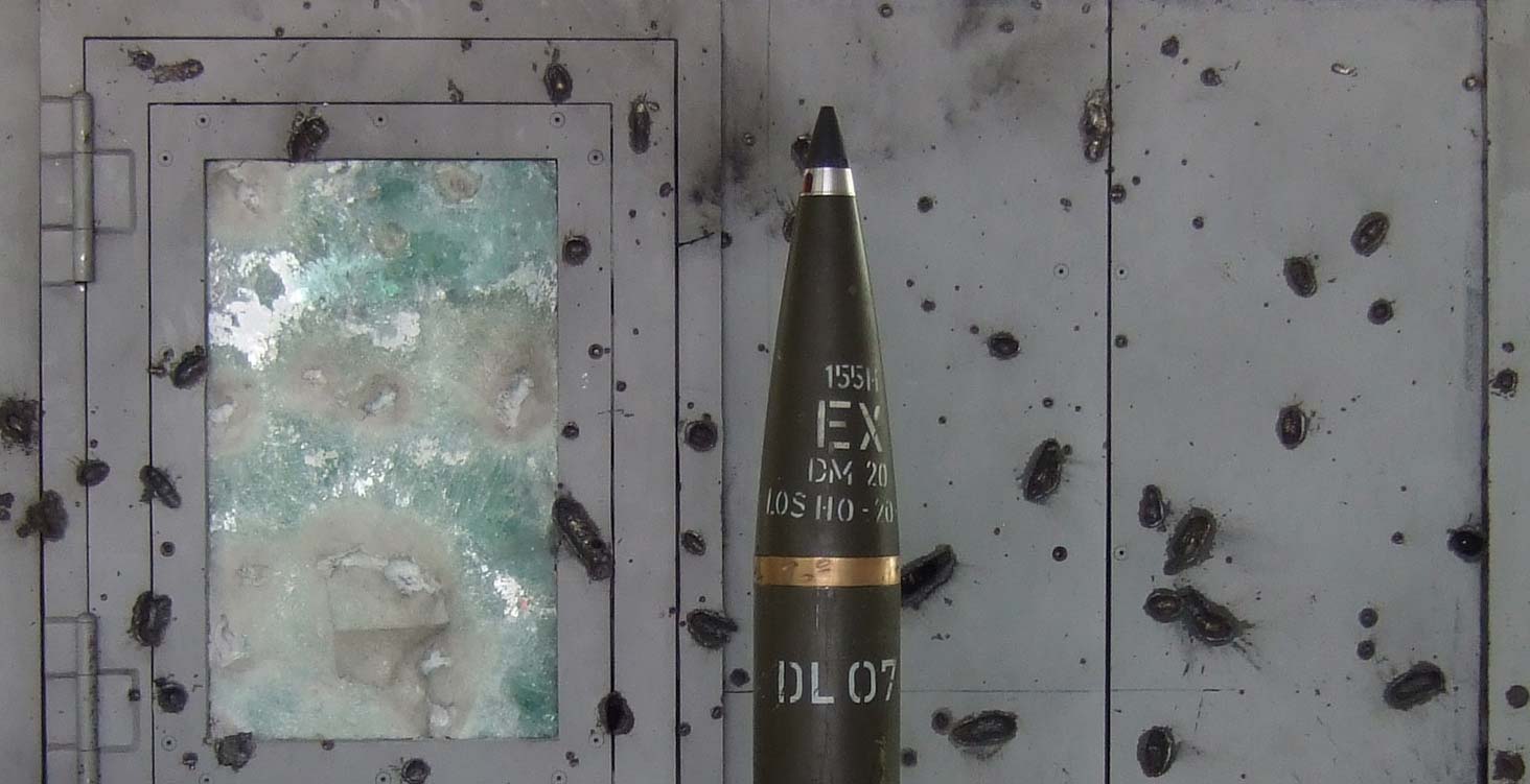 Sälzer Explosions-Schutz-Test C5 Artilleriegranatenschutzwand - PlanSecure Safe-Homes